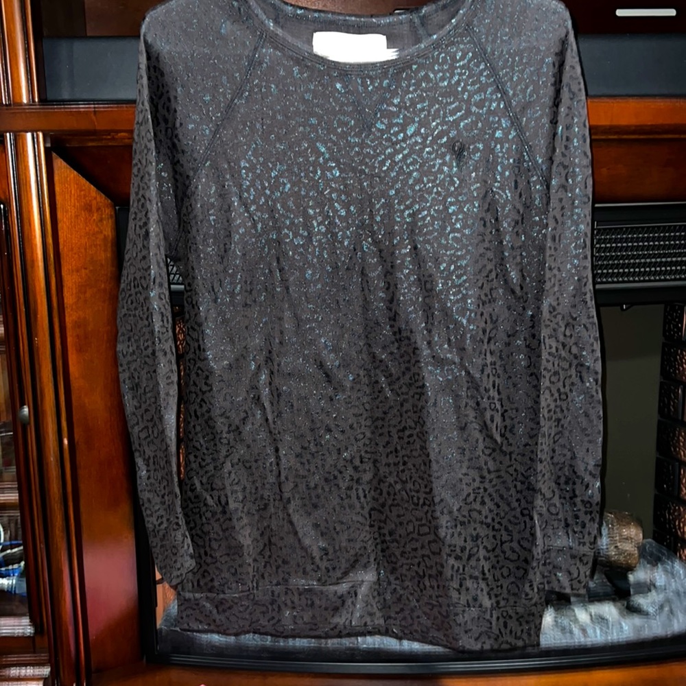 Small black Obey leopard print long sleeve sweatshirt